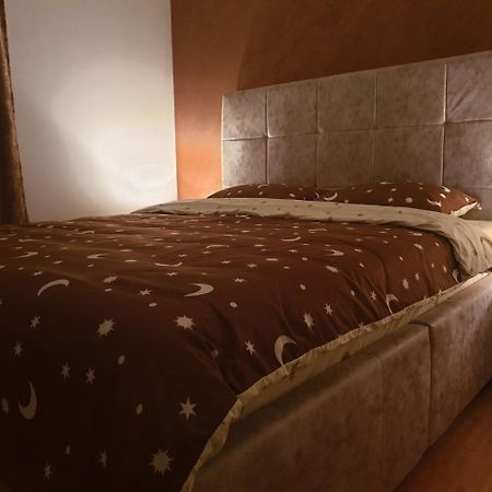 Apartman Kej Free Parking クラリエボ エクステリア 写真